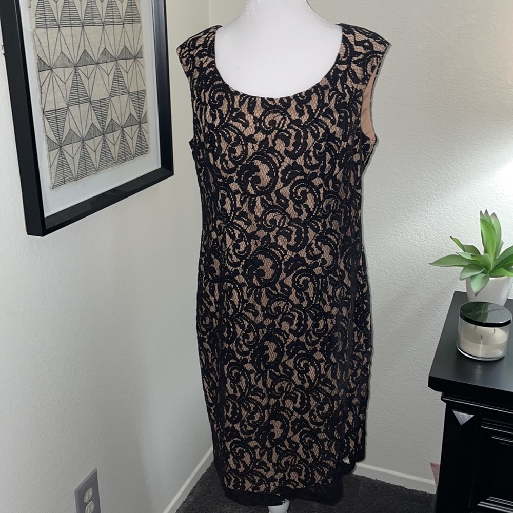 Adrianna Papell cocktail dress size 14